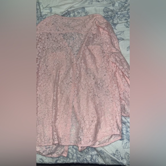 New York and Company see through lace shirt - Picture 4 of 4